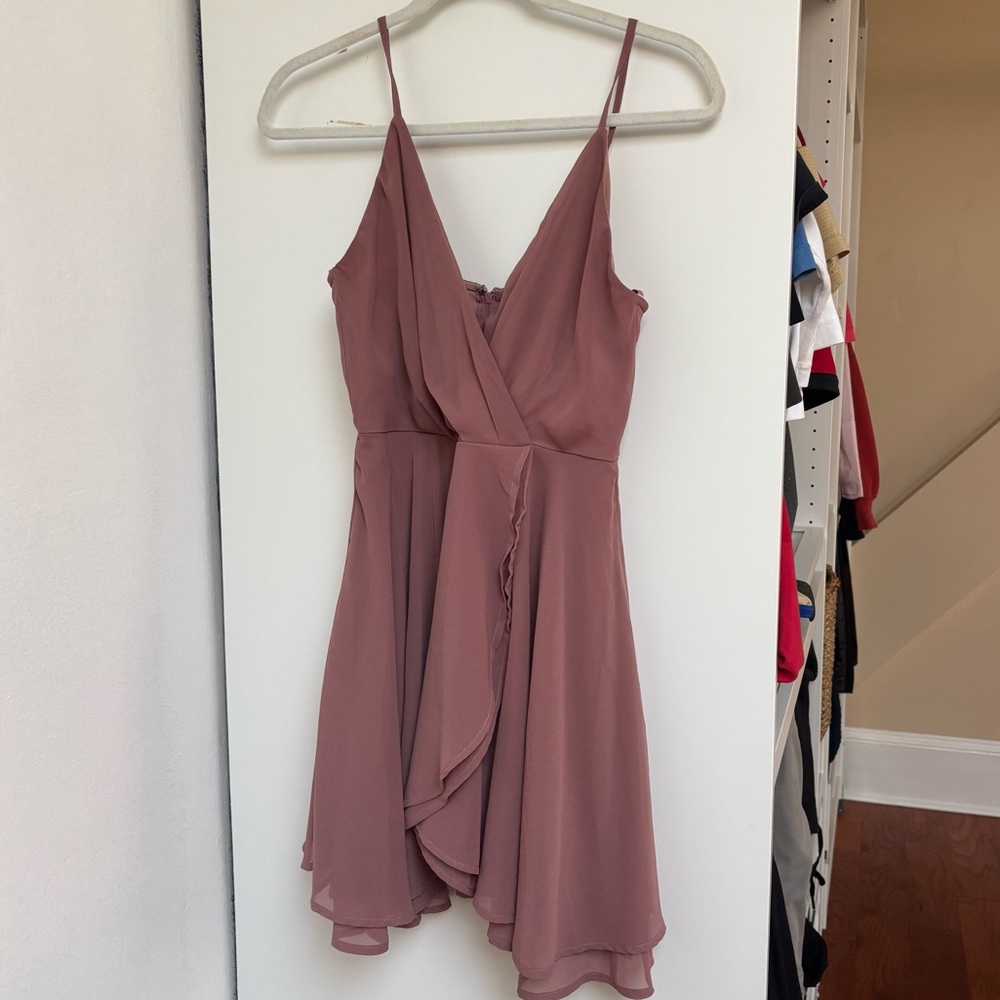 Windsor Mini Dress in Mauve with Elegant Sleeveless Design